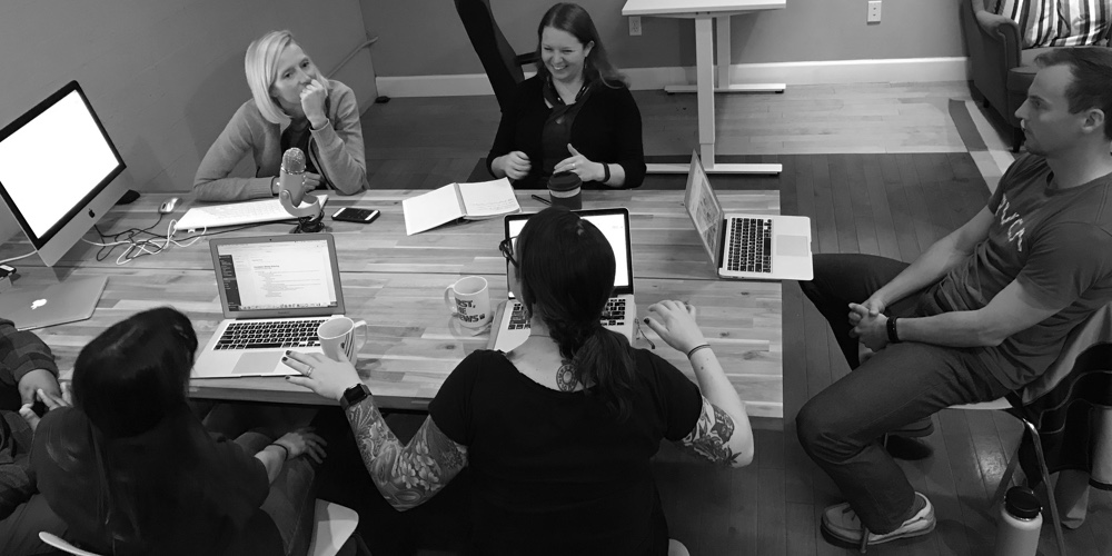 Marketing team discussing a B2B strategy